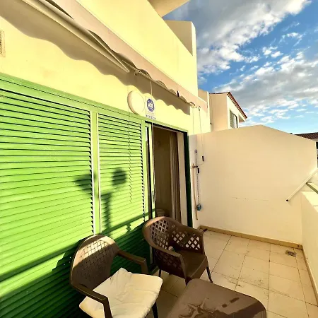 Apartamento Con Vistas A La Piscina, Wifi, A 300m De La Playa En Tenerife Sur