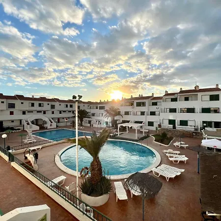 Apartamento Con Vistas A La Piscina, Wifi, A 300m De La Playa En Tenerife Sur Apartman *